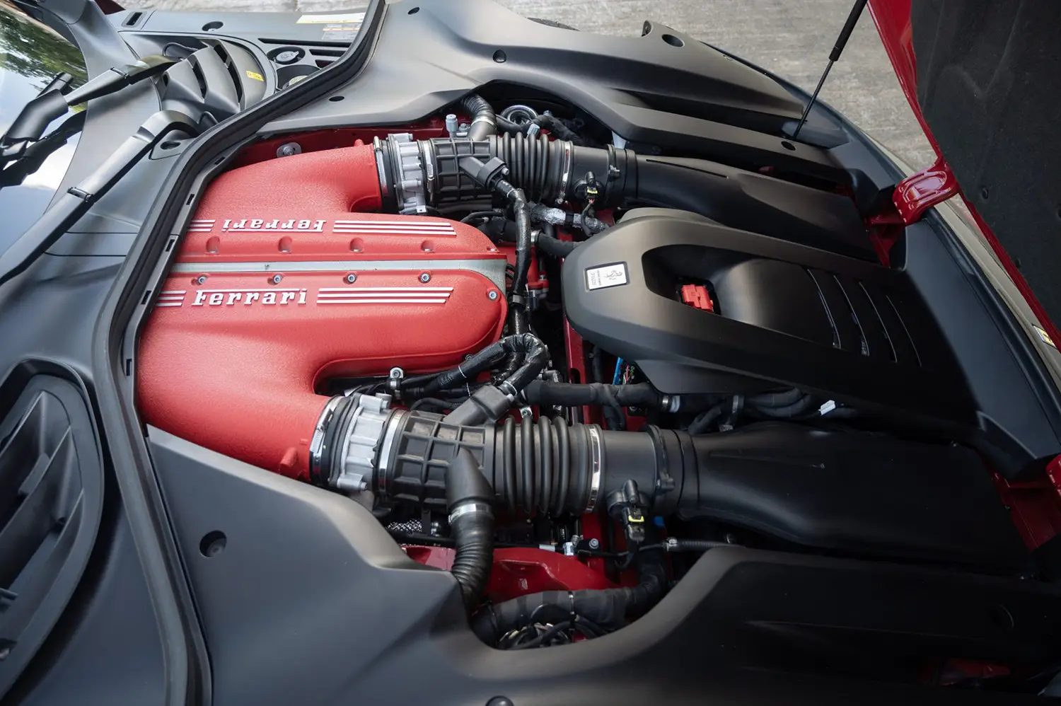 2025 Ferrari 12Cilindri - Photo 5