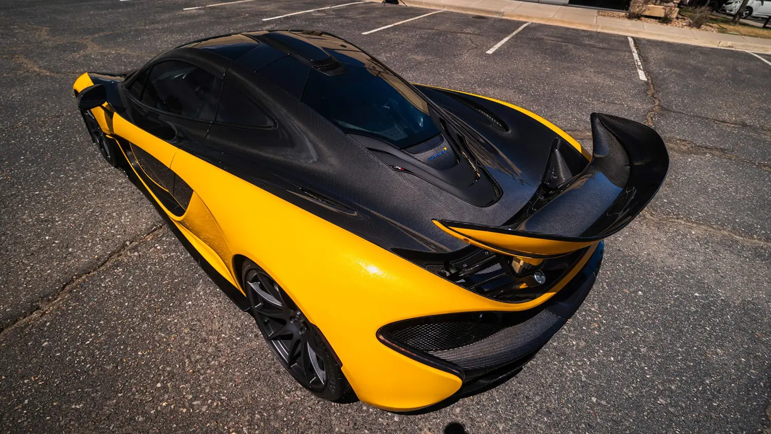 2013 McLaren P1 - Photo 2