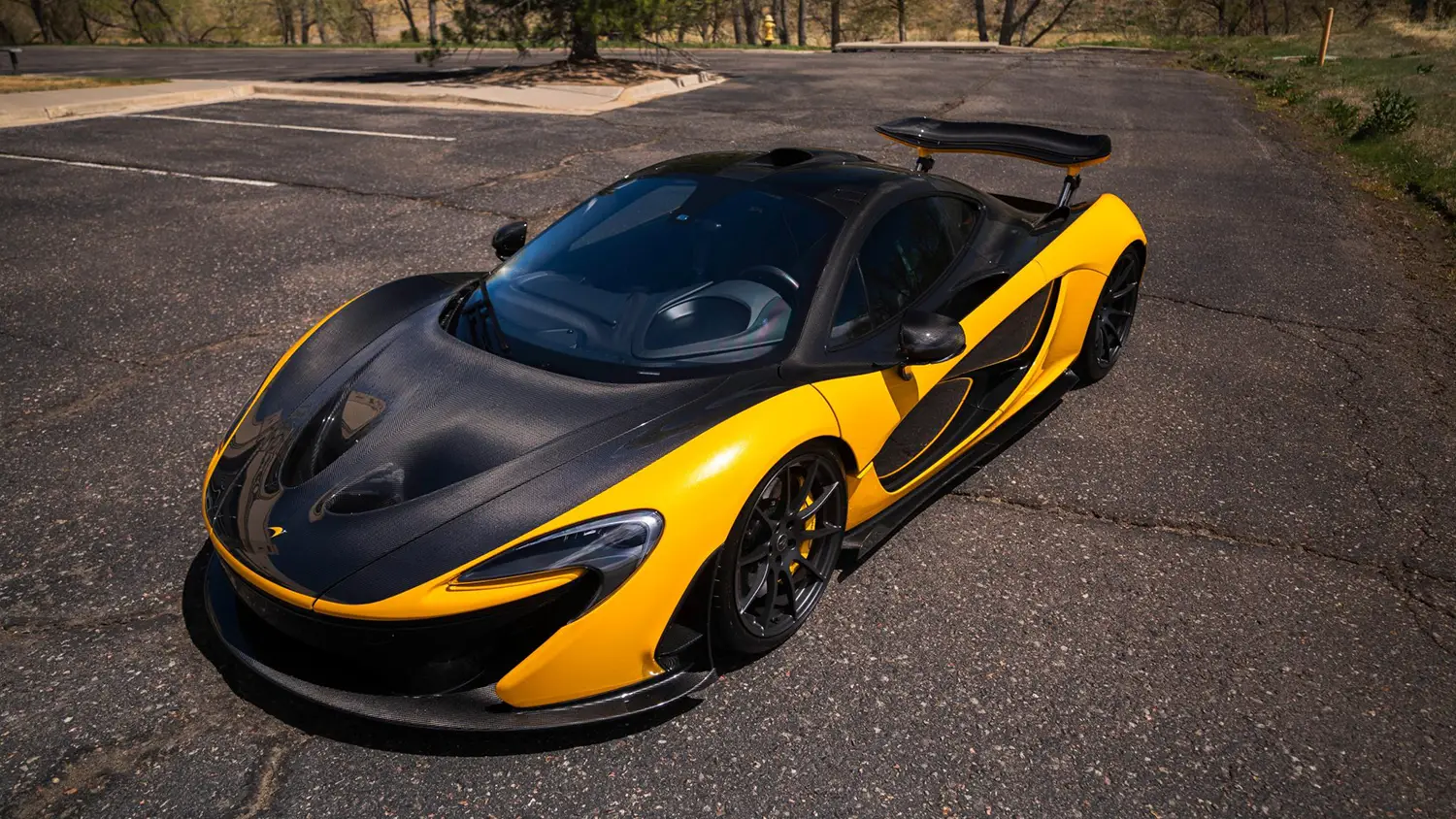 2013 McLaren P1 - Photo 1