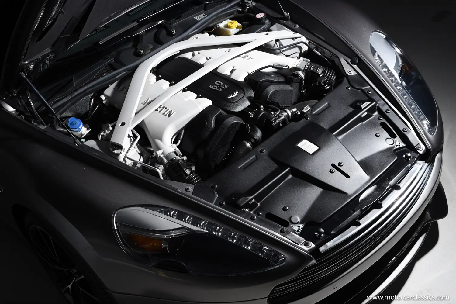 2014 Aston Martin Vanquish - Photo 5