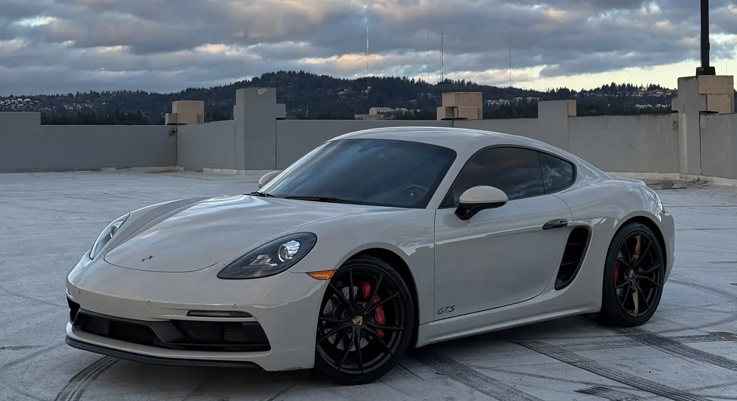 2018 Porsche 718 Cayman GTS - Photo 1