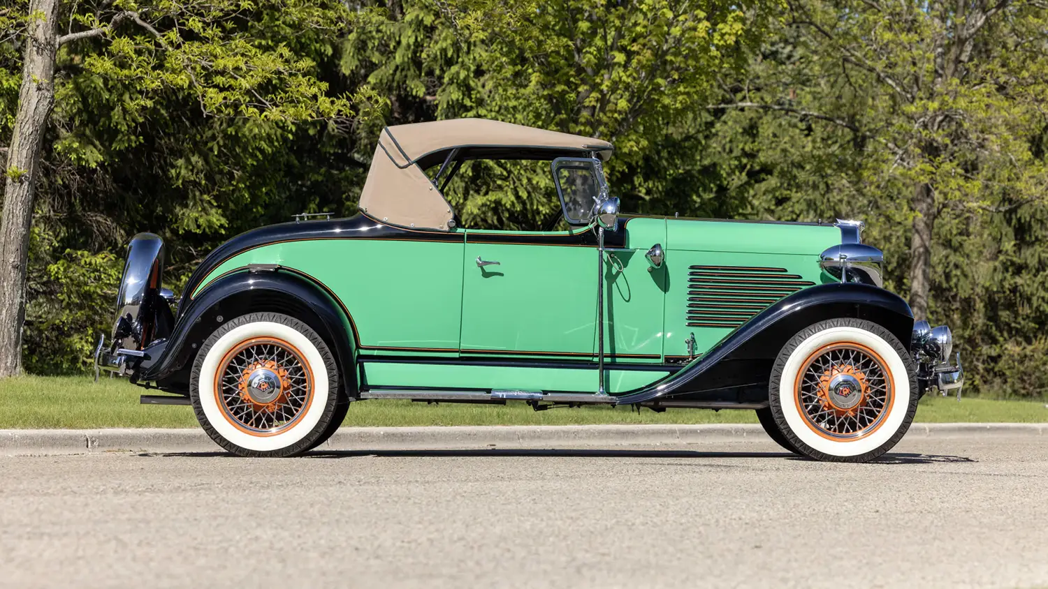 1932 Willys-Overland Model Six 97 Roadster - Photo 2