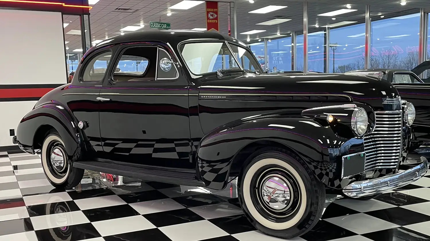 1940 Chevrolet Master 85 Business Coupe - Photo 2