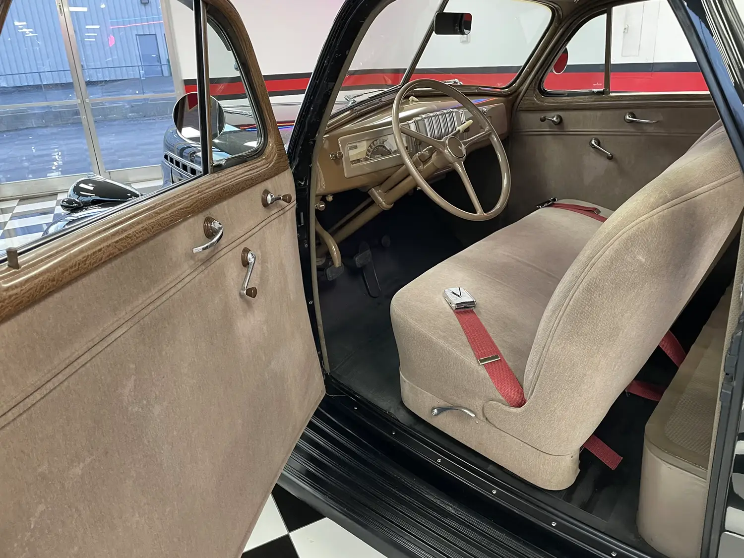 1940 Chevrolet Master 85 Business Coupe - Photo 9