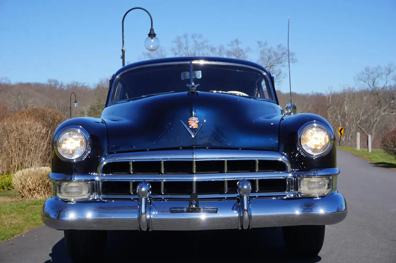 1949 Cadillac Series 61 Club Coupe - Photo 2