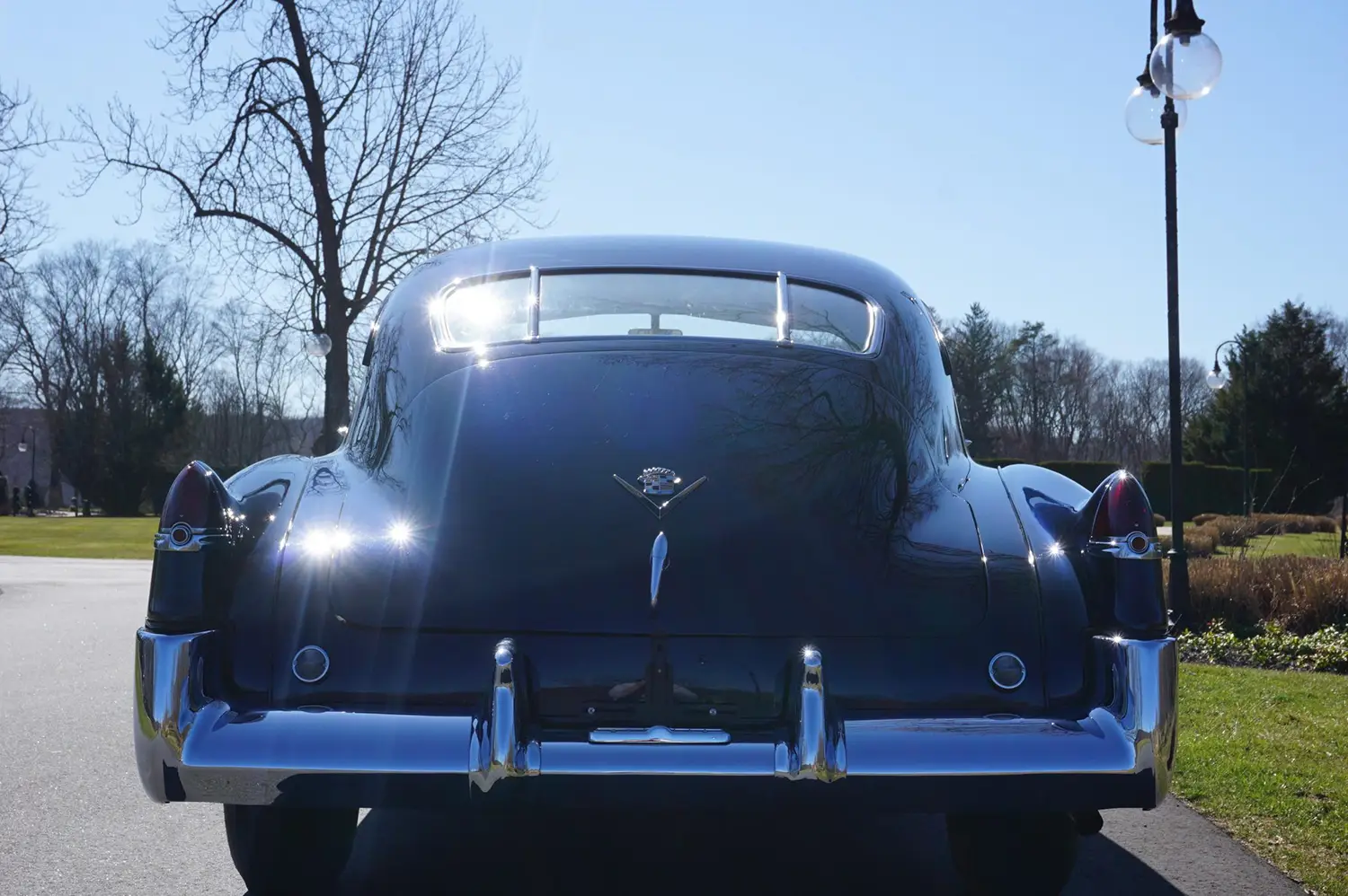 1949 Cadillac Series 61 Club Coupe - Photo 3