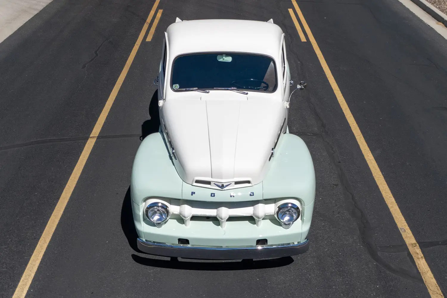 1952 Ford F-2 pickup - Photo 7