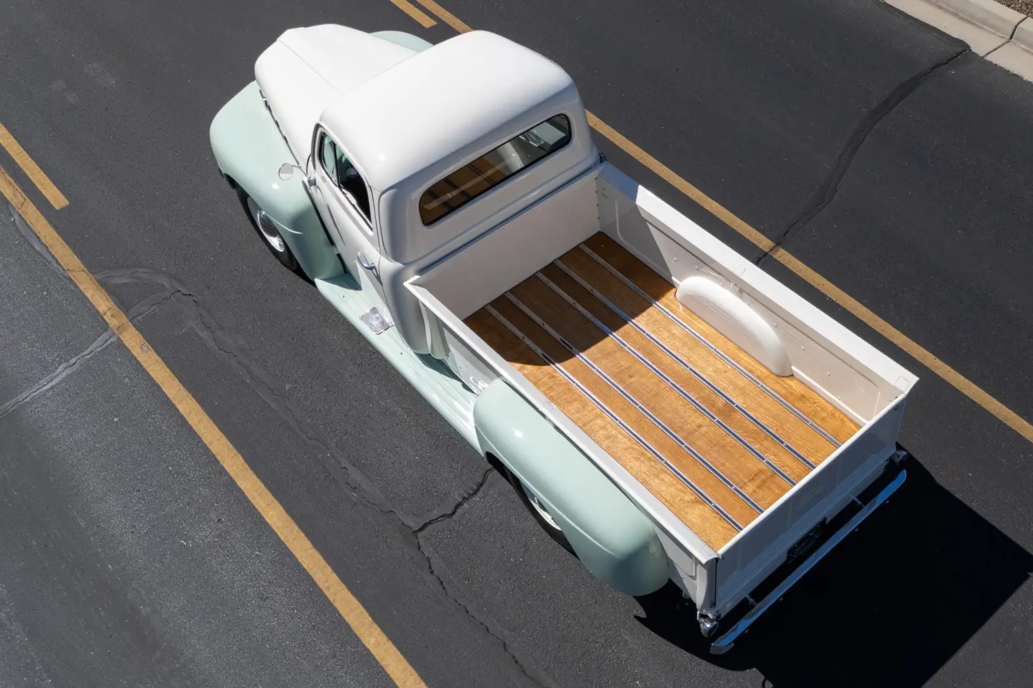 1952 Ford F-2 pickup - Photo 6