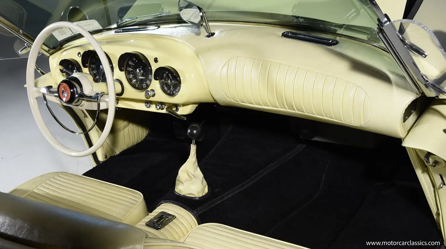 1954 Kaiser Darrin Convertible - Photo 4