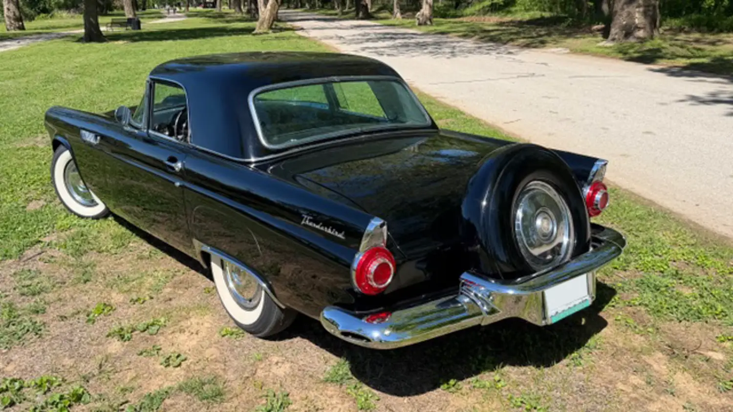 1956 Ford Thunderbird Convertible - Photo 3