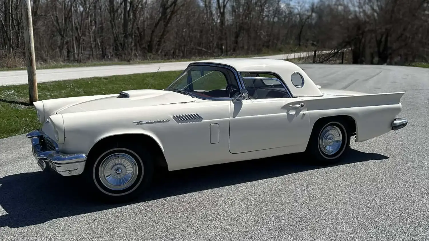 1957 Ford Thunderbird Convertible - Photo 5
