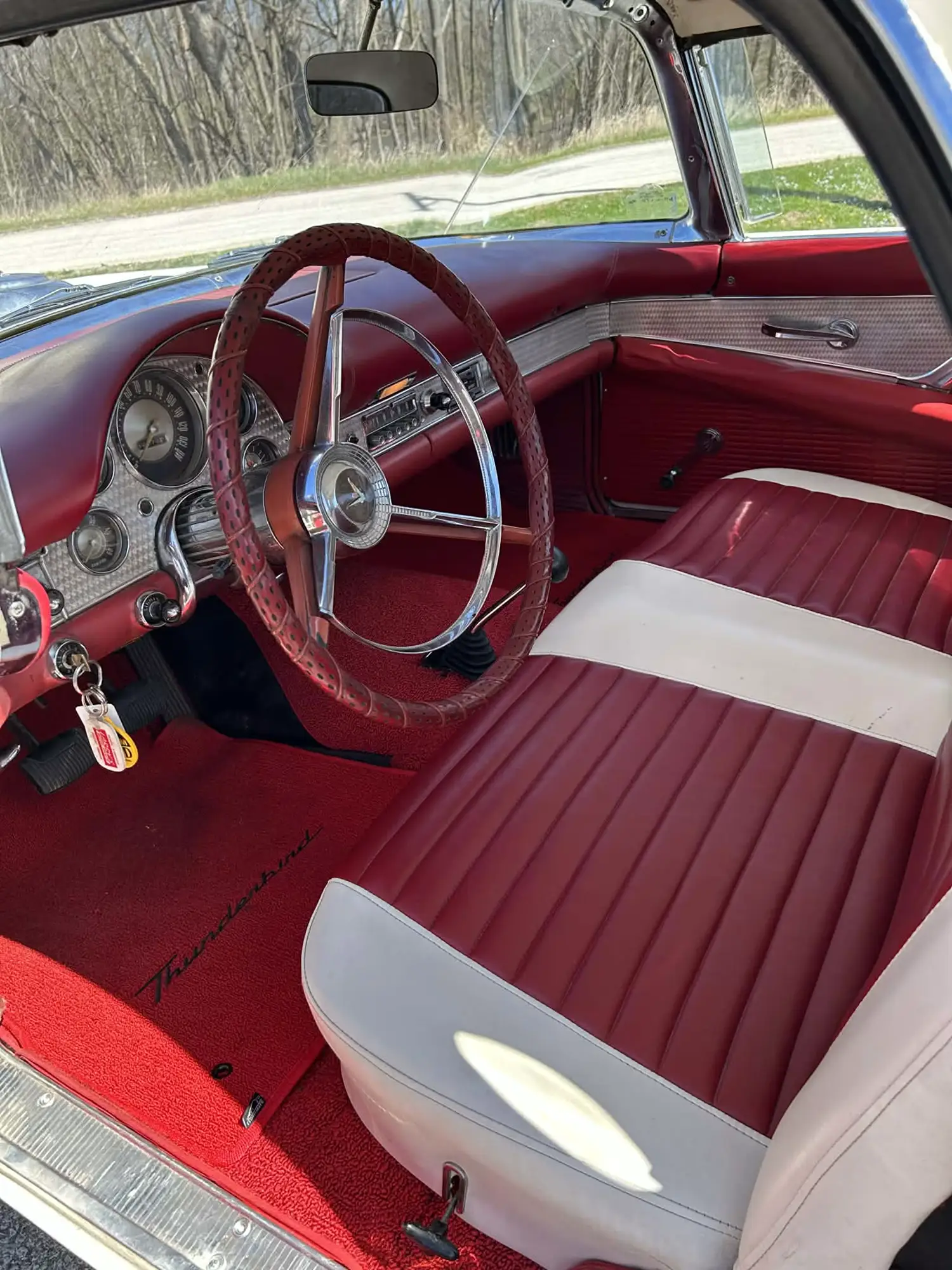 1957 Ford Thunderbird Convertible - Photo 3