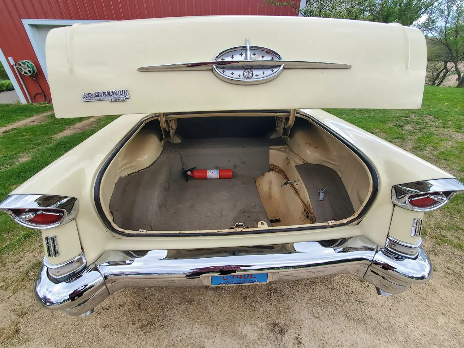 1957 Oldsmobile Golden Rocket 88 Holiday Sedan - Photo 12