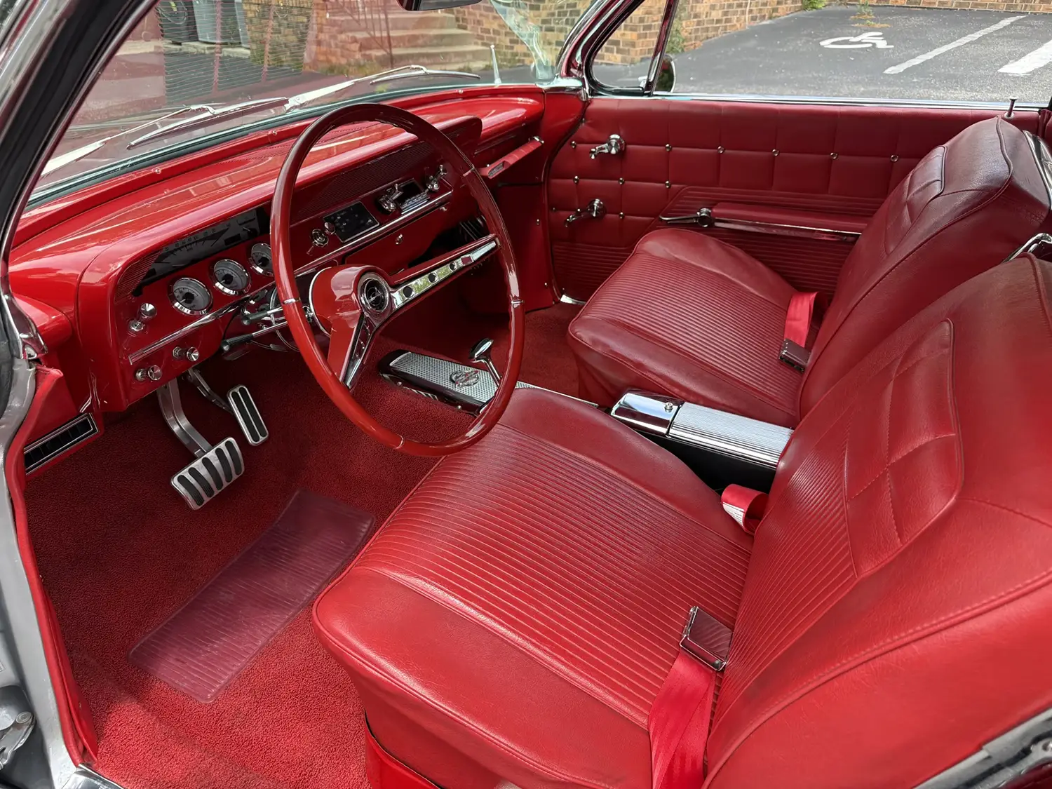 1962 Chevrolet Impala - Photo 4