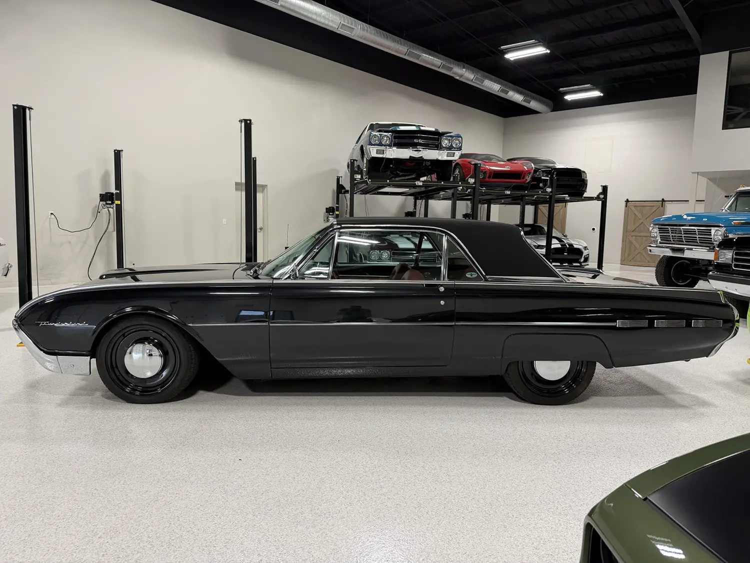 1962 Ford Thunderbird Landau - Photo 8