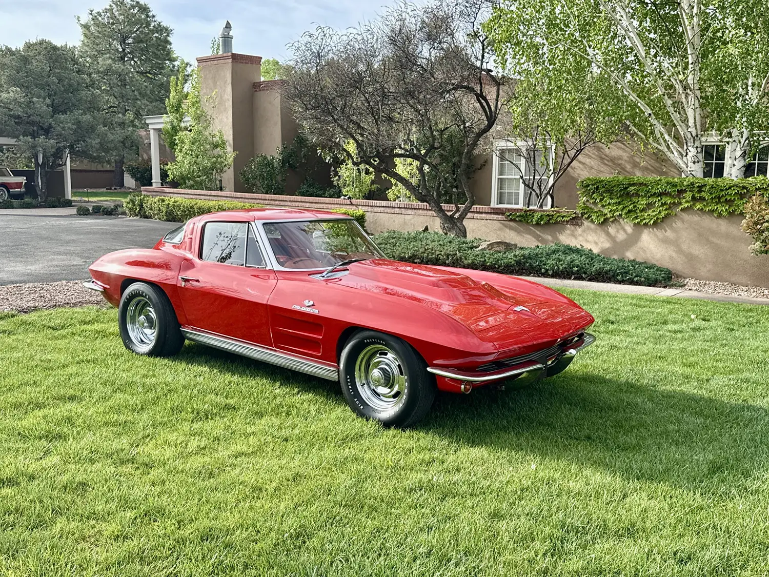 1963 Chevrolet Corvette Split-Window Coupe - Photo 8