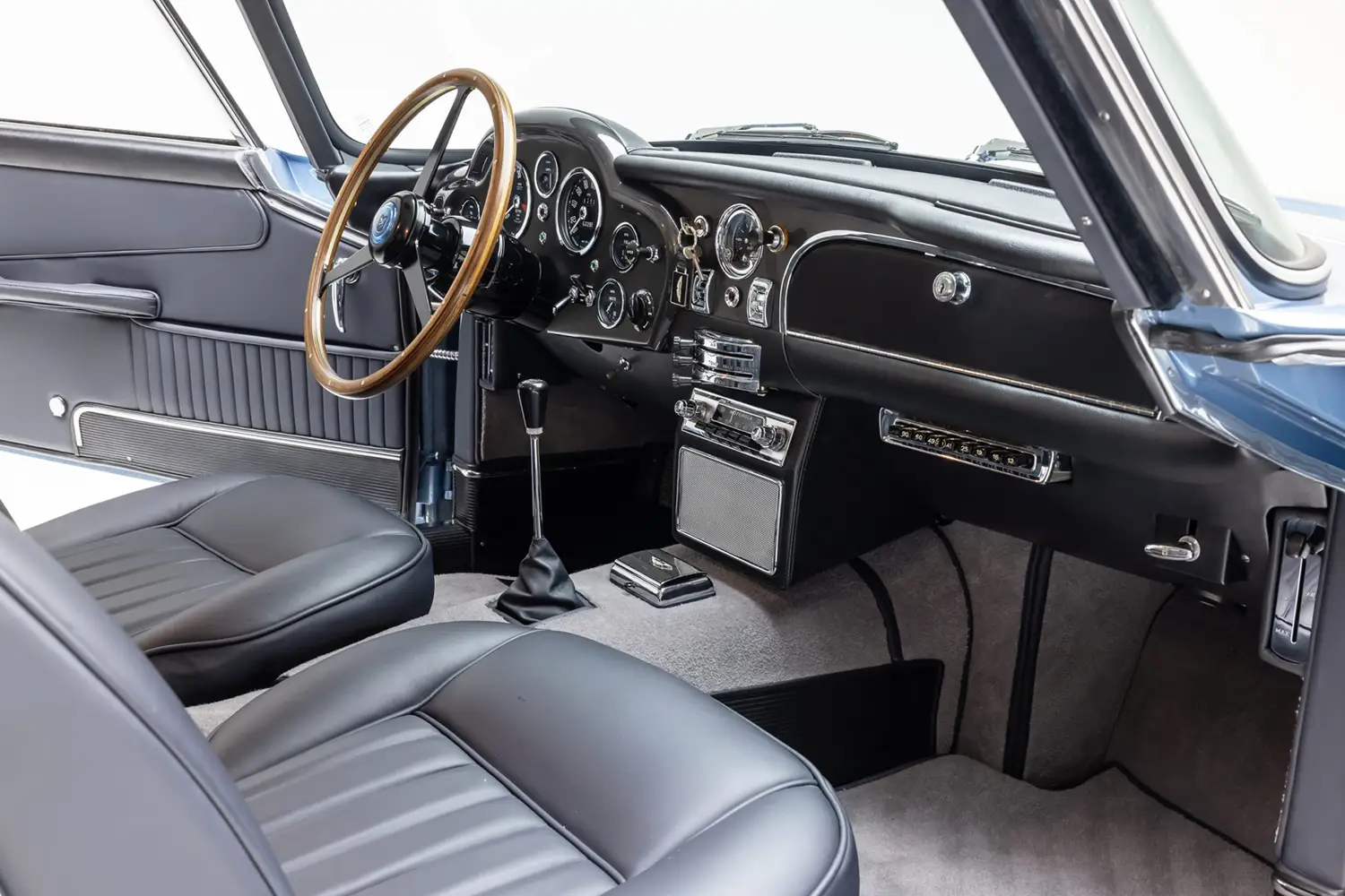 1965 Aston Martin DB5 - Photo 4
