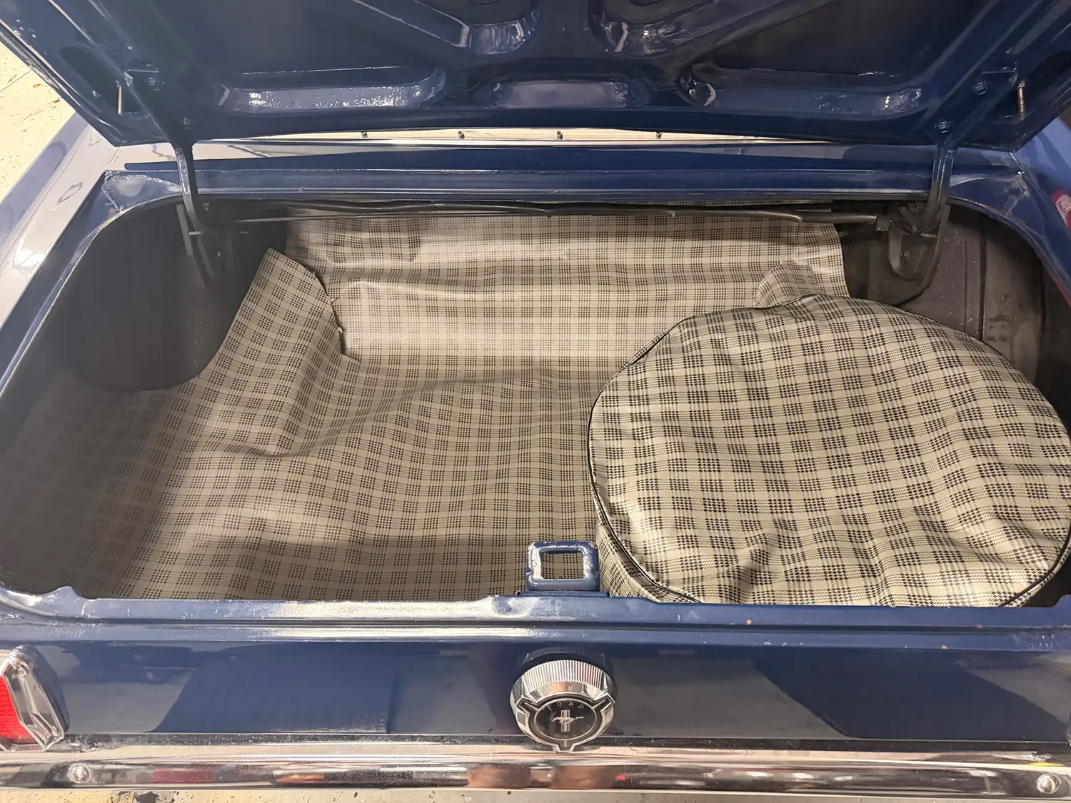 1965 Ford Mustang Convertible - Photo 8