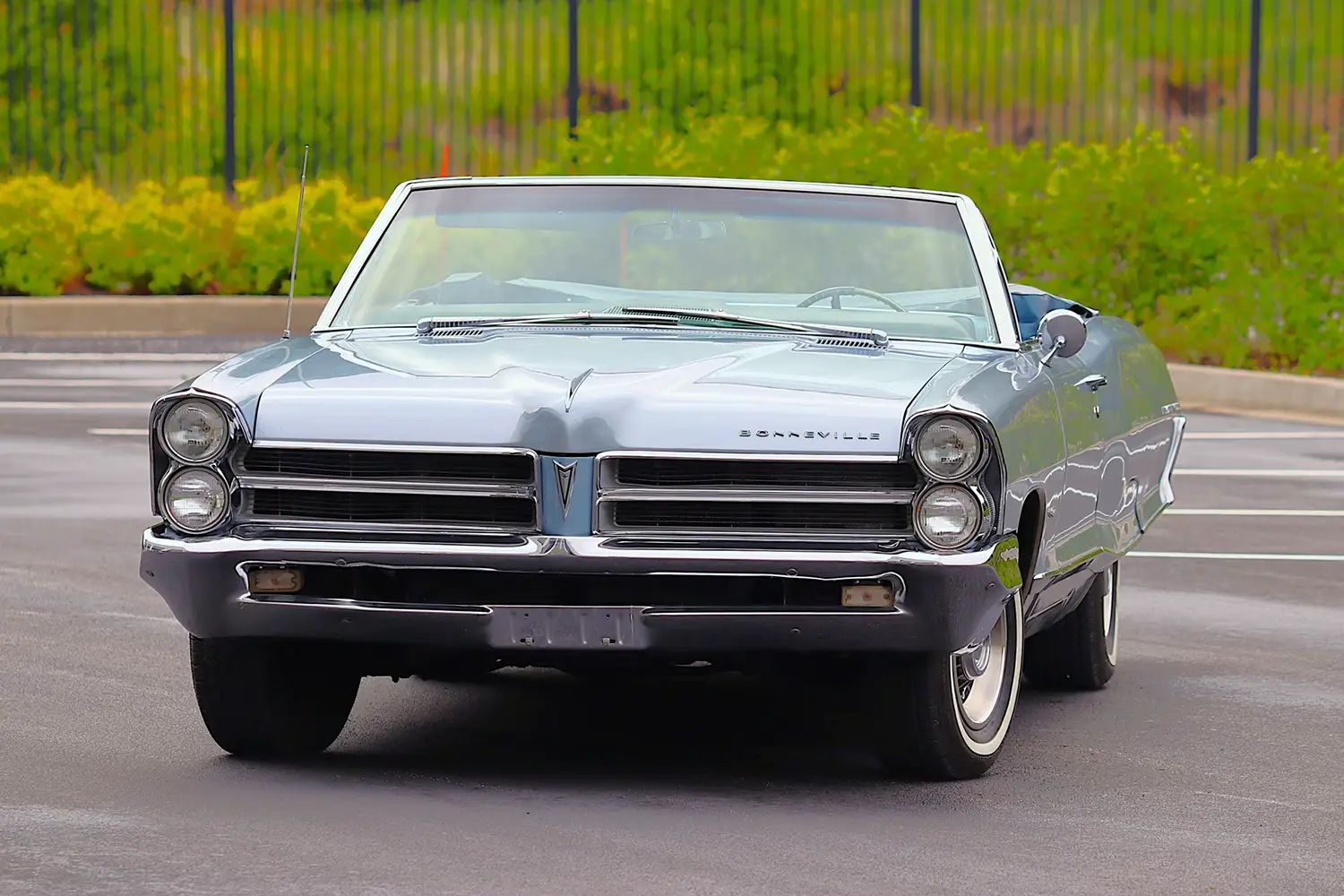 1965 Pontiac Bonneville Convertible - Photo 6