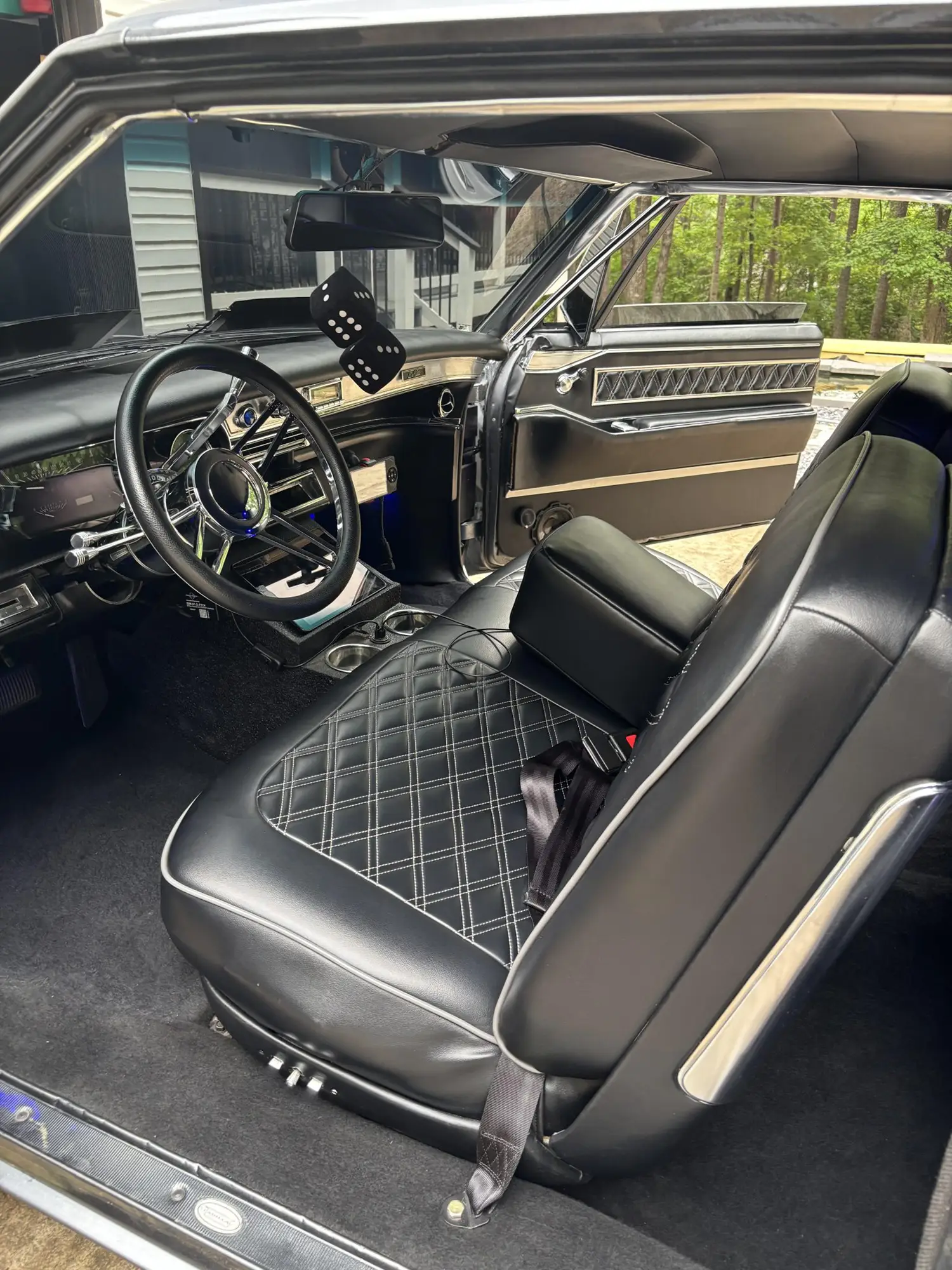 1966 Cadillac Coupe DeVille - Photo 8