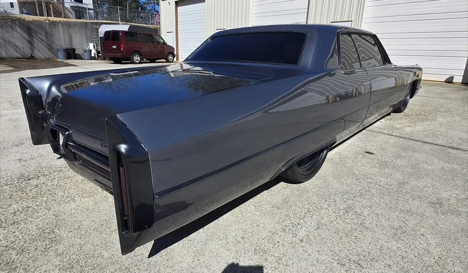 1966 Cadillac Coupe DeVille - Photo 3
