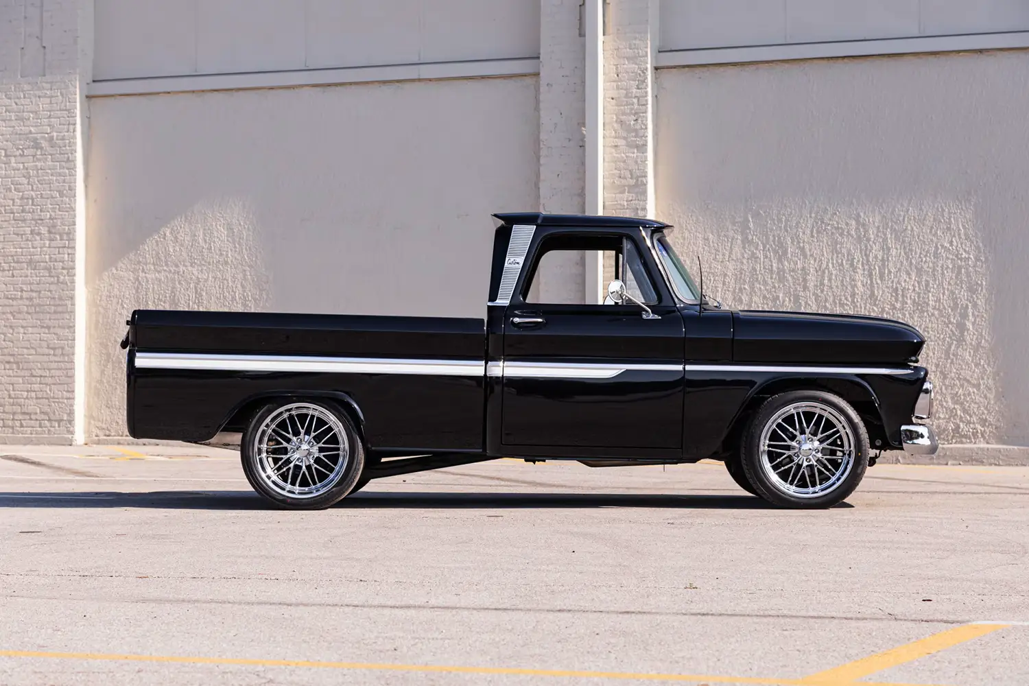 1966 Chevrolet C10 Pickup - Photo 8