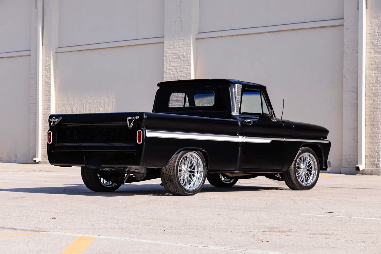 1966 Chevrolet C10 Pickup - Photo 10