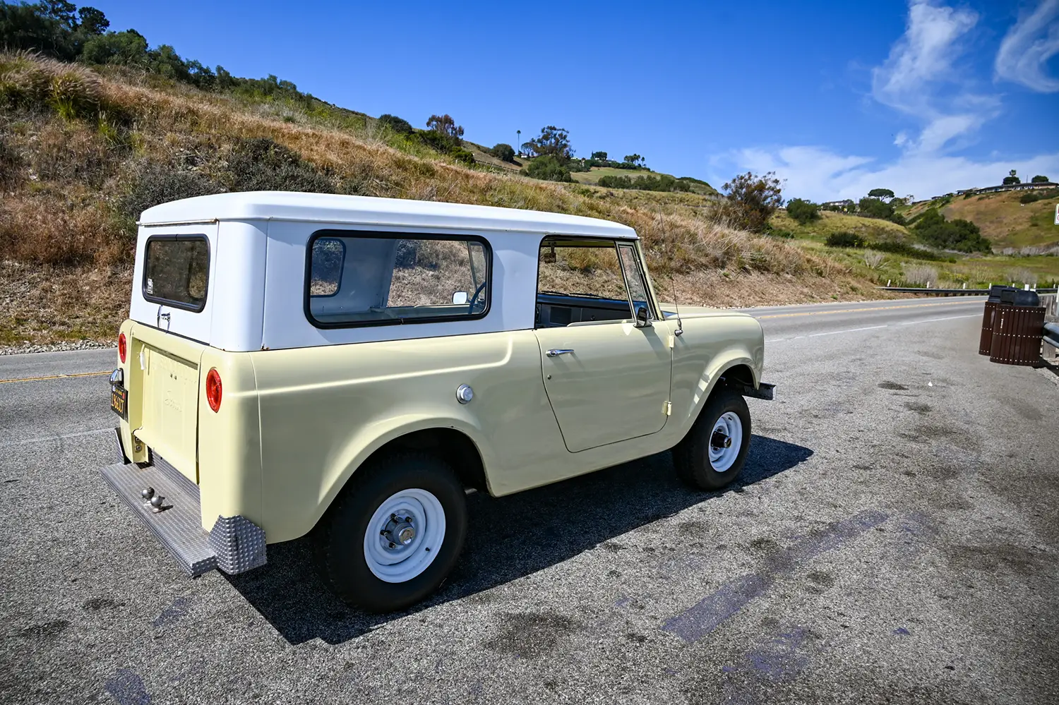 1966 International Harvester Scout 800 4×4 Travel-Top - Photo 2