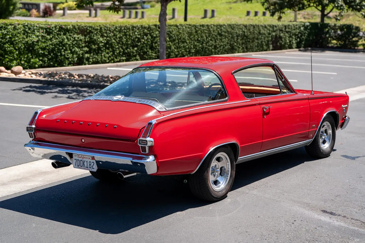 1966 Plymouth Barracuda - Photo 3