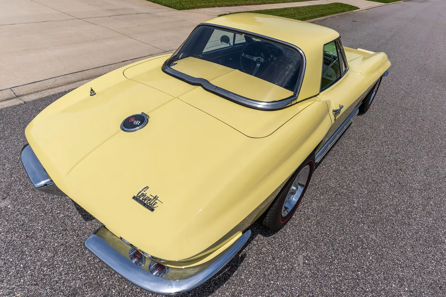 1967 Chevrolet Corvette convertible - Photo 2