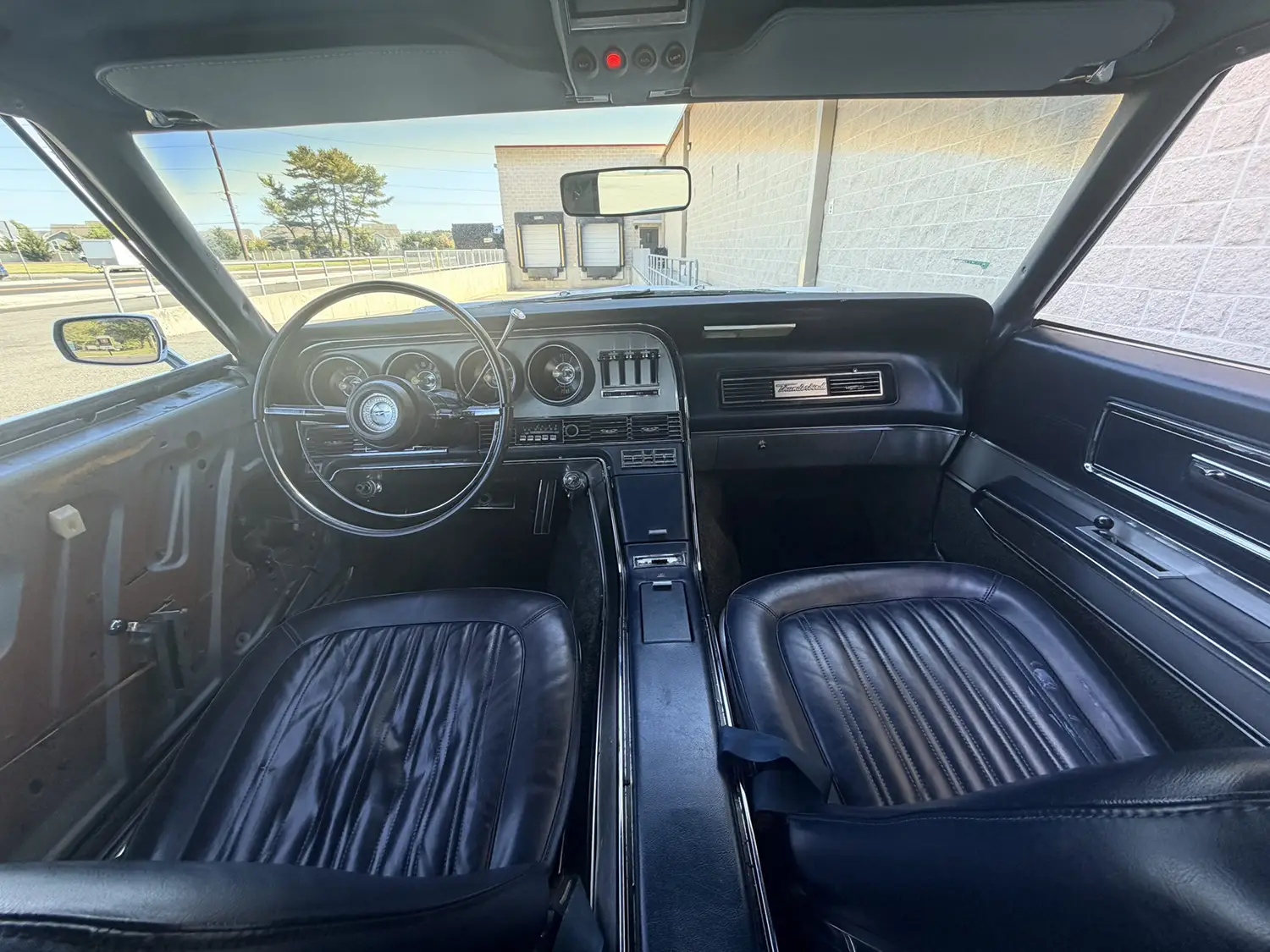 1967 Ford Thunderbird - Photo 4