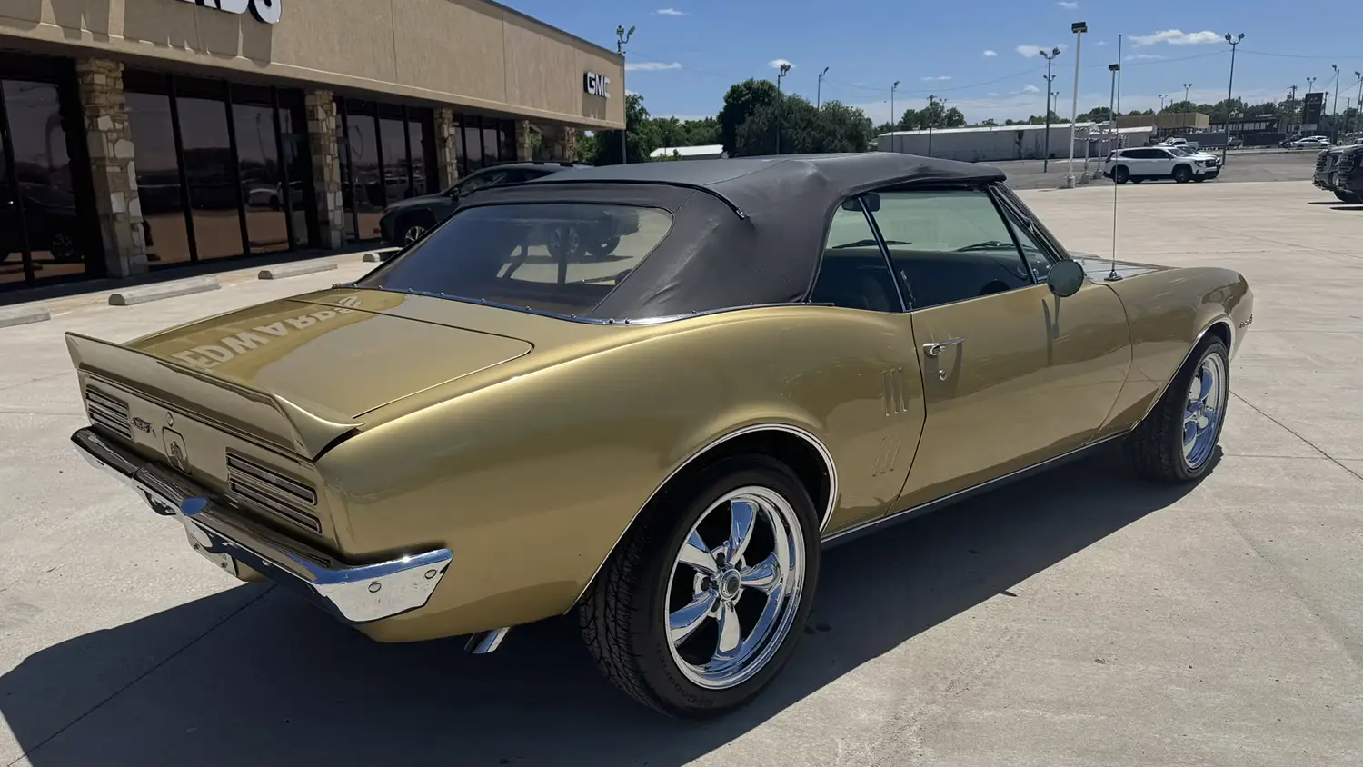1967 Pontiac Firebird Convertible 455 - Photo 3