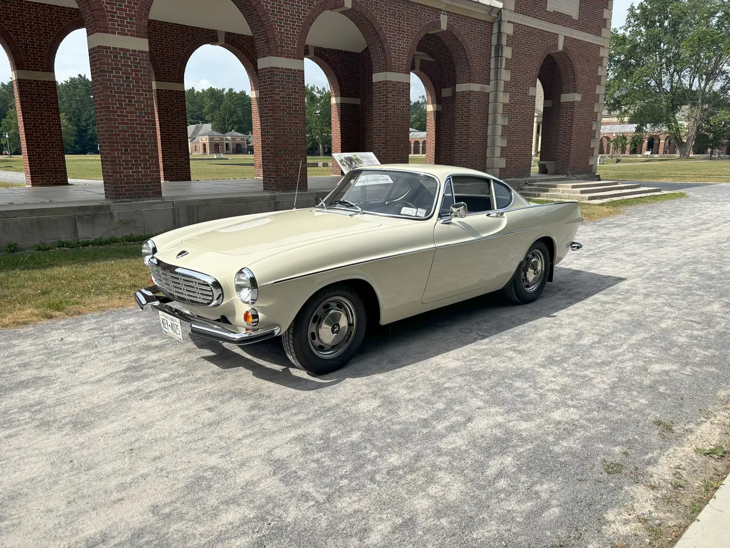 1967-volvo-1800s-restored-coupe - Photo 3