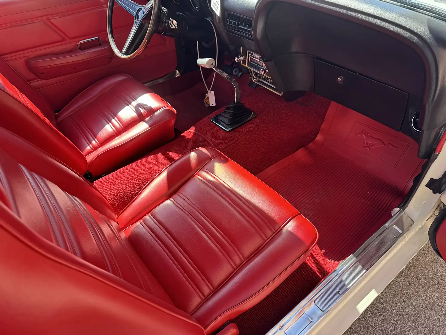 1970 Ford Mustang - Photo 7
