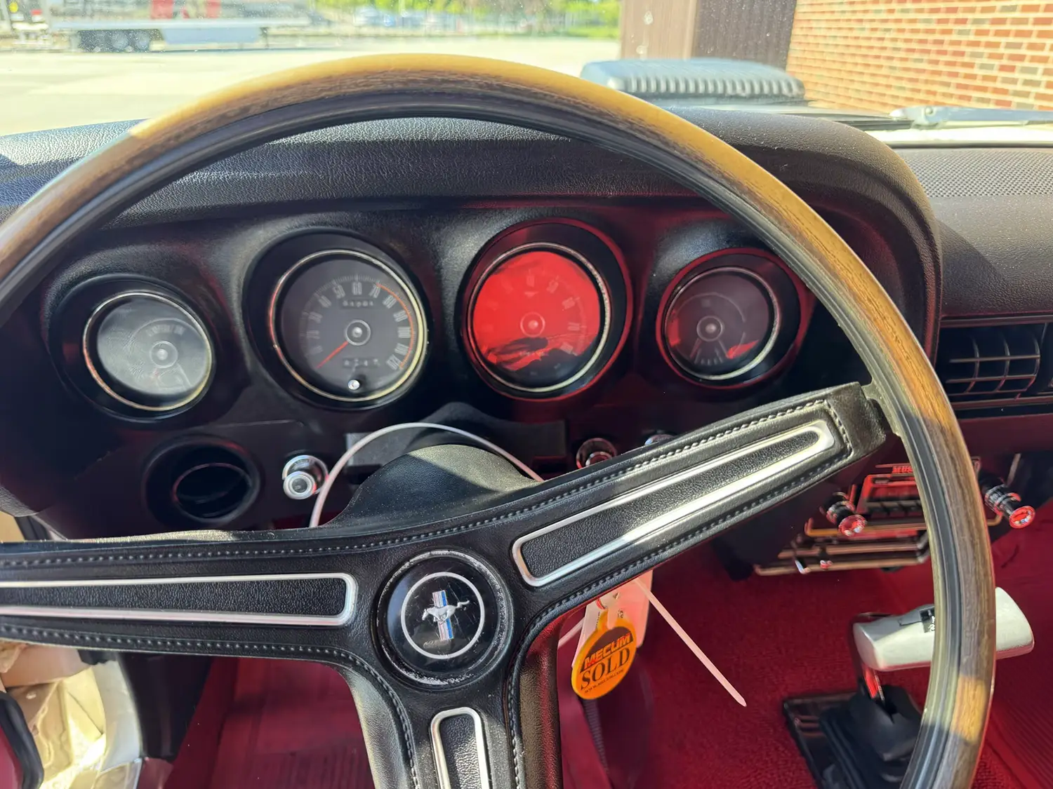 1970 Ford Mustang - Photo 8