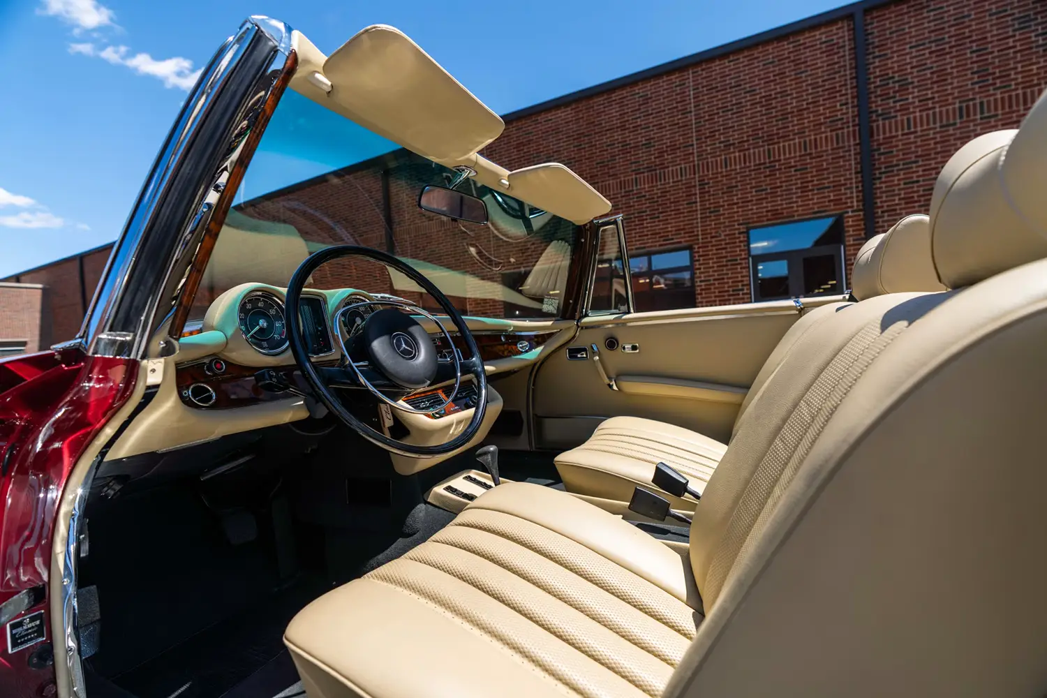 1971 Mercedes-Benz 280 SE 3.5 Cabriolet 1971 Mercedes-Benz 280 SE 3.5 Cabriolet - Photo 8