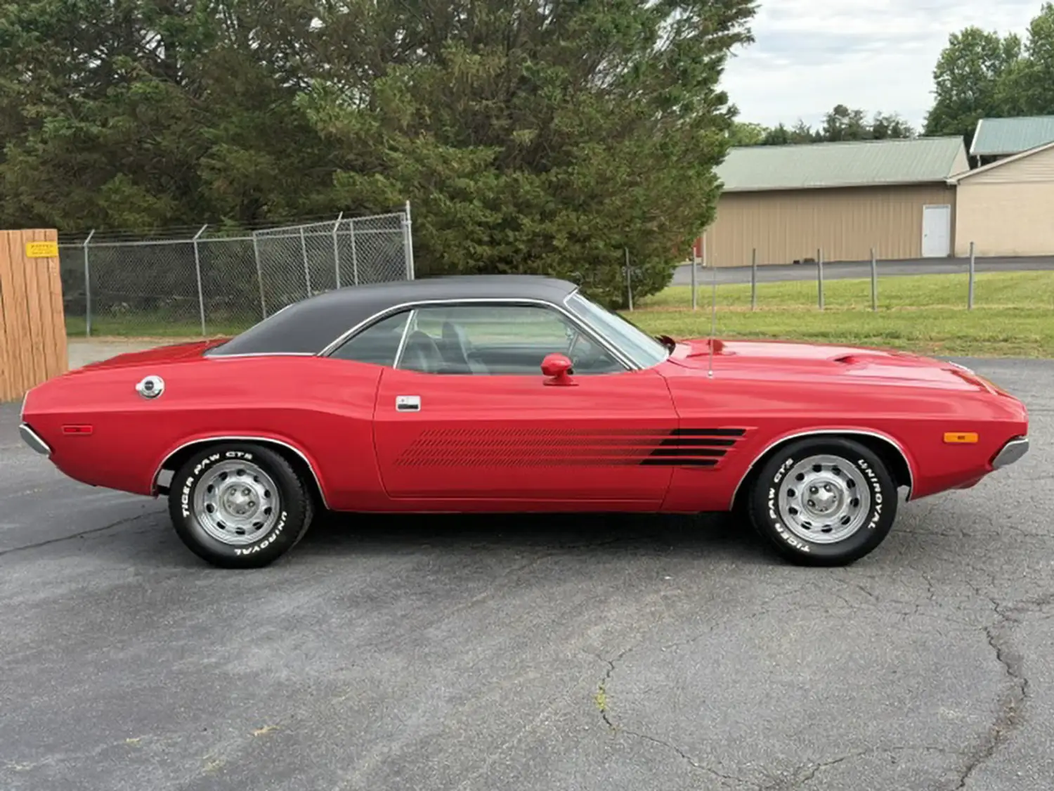 1972 Dodge Challenger - Photo 2