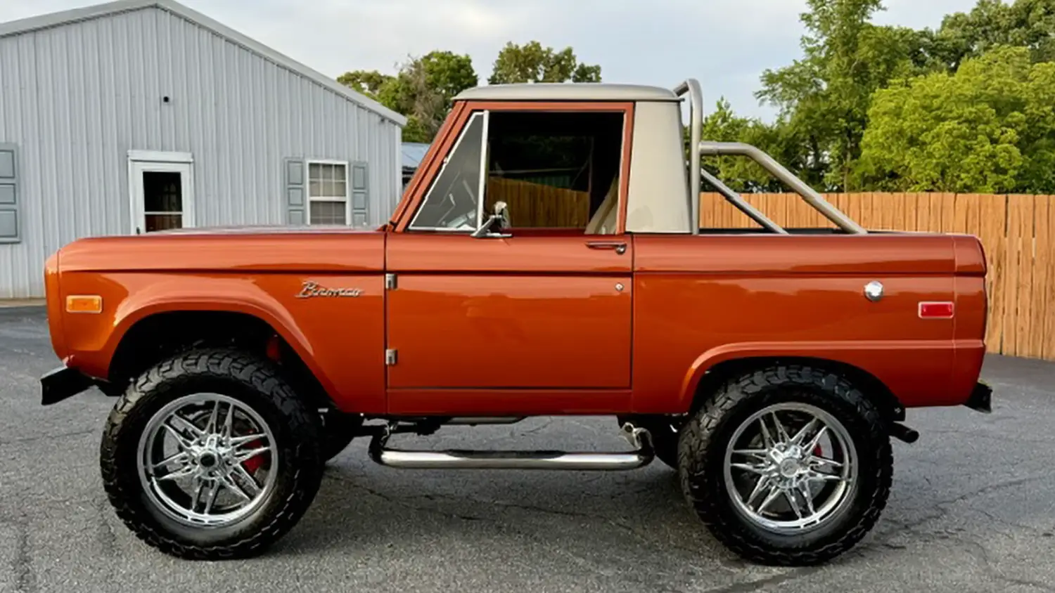 1974 Ford Bronco - Photo 3