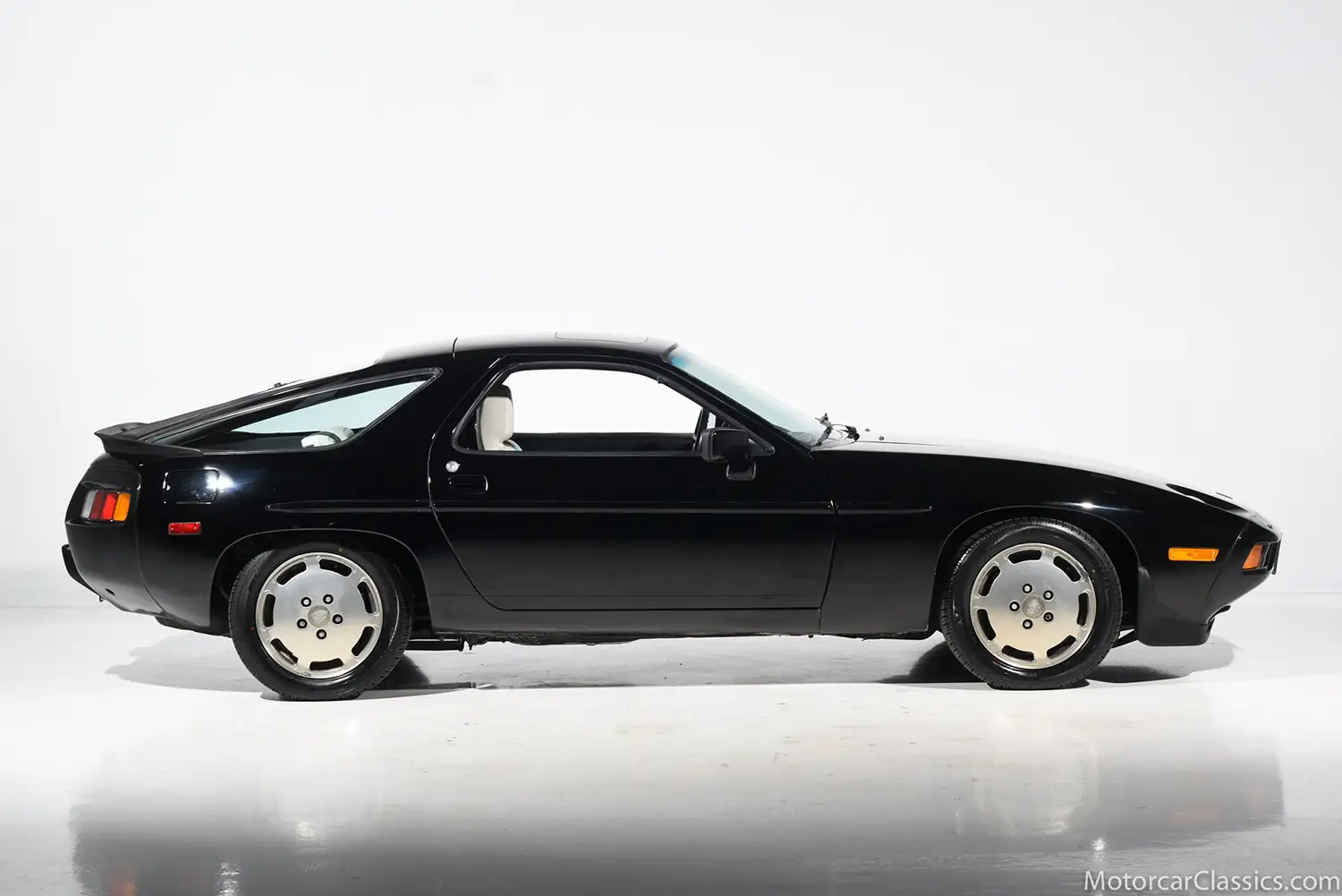 1983 Porsche 928 S - Photo 7