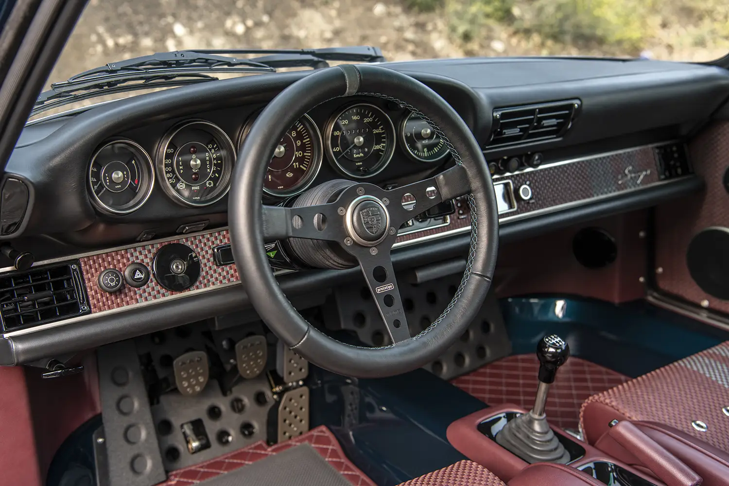 1989 Porsche 911 Reimagined by Singer - Photo 10