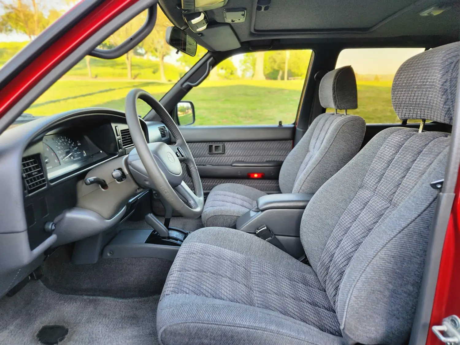 1993 Toyota 4Runner SR5 - Photo 4