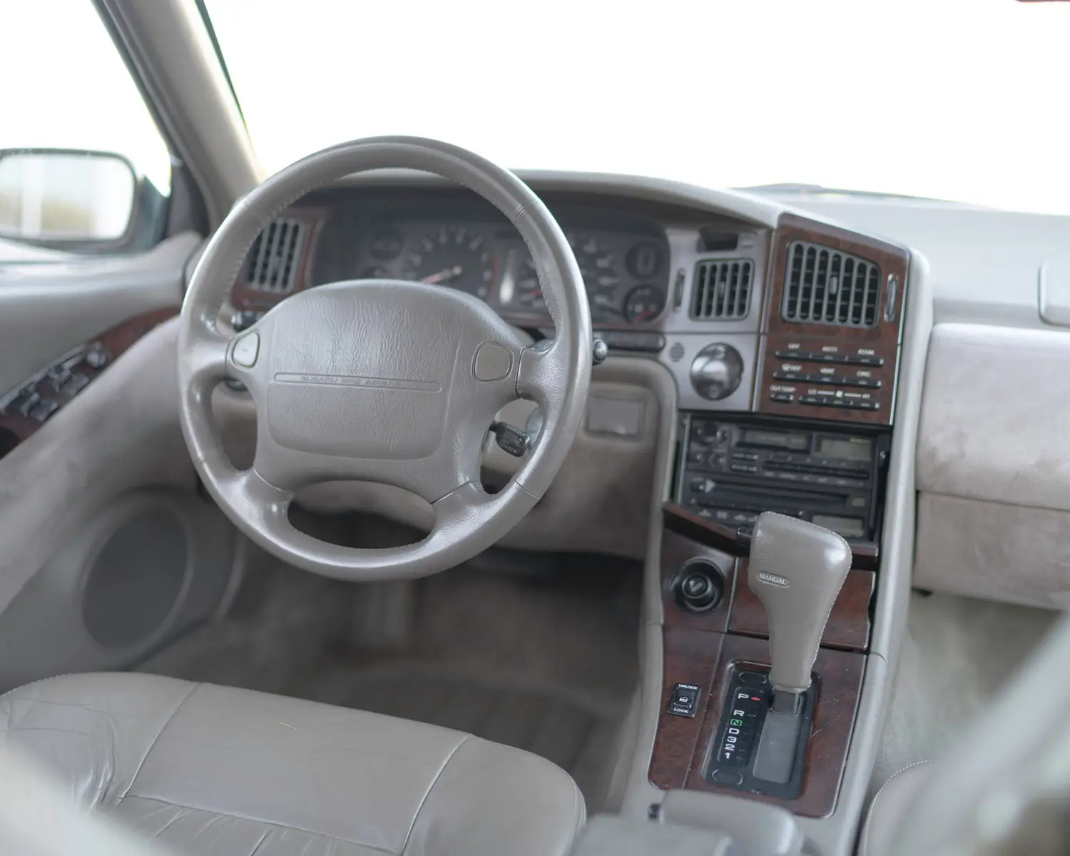 1997 Subaru SVX LSi - Photo 4