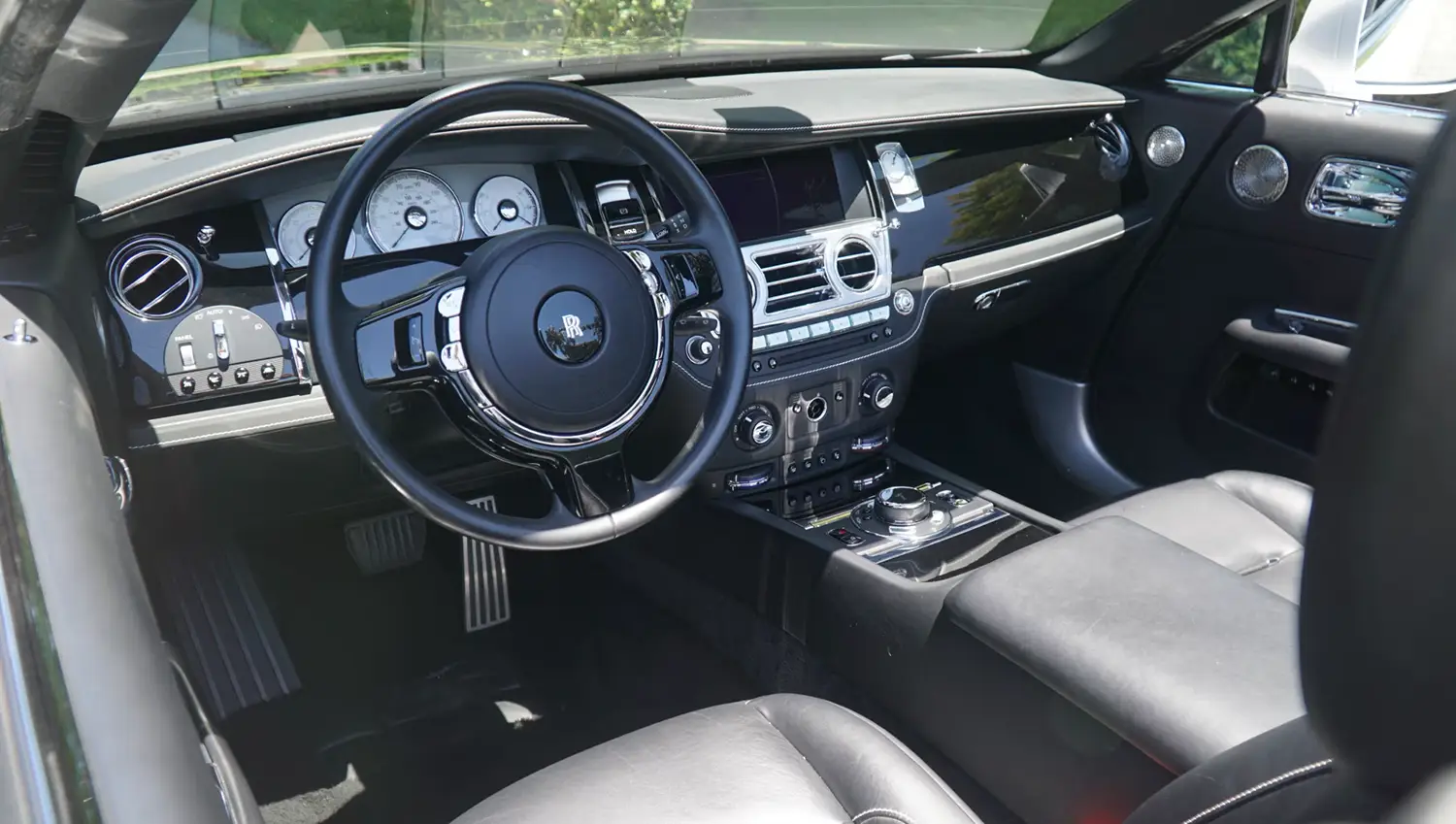 2019 Rolls-Royce Dawn - Photo 4