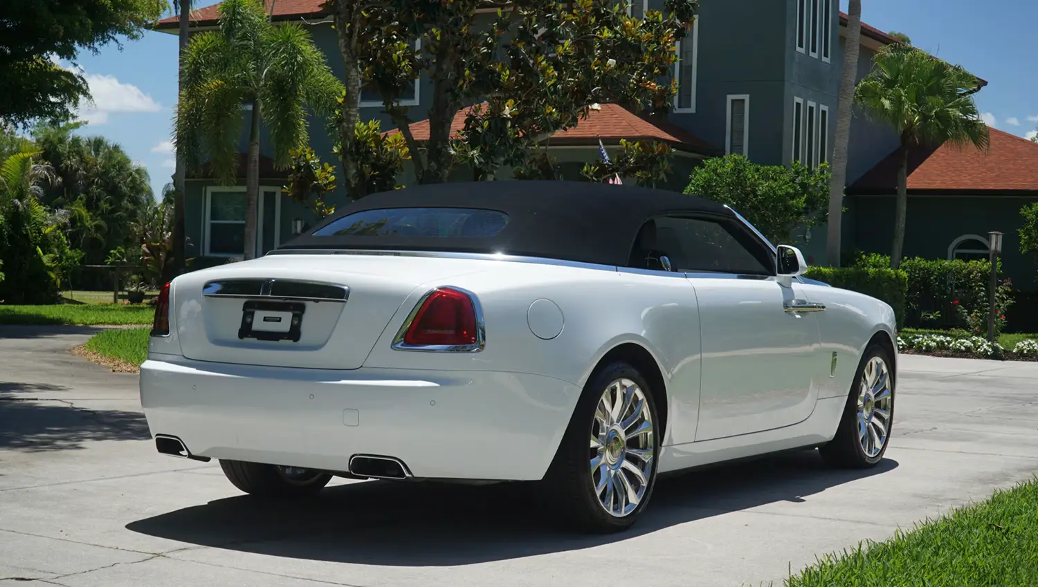 2019 Rolls-Royce Dawn - Photo 9