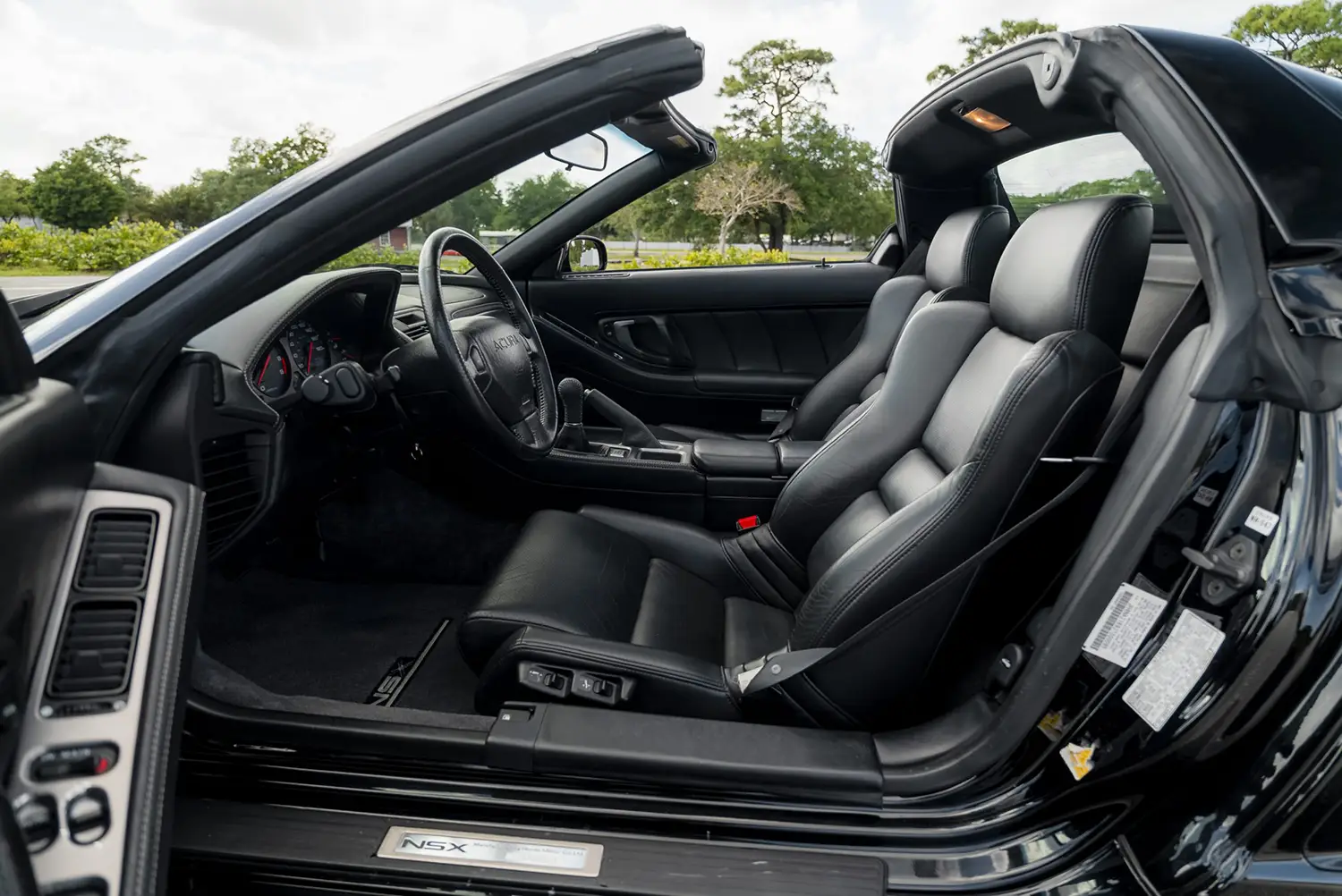 2003 Acura NSX-T - Photo 4