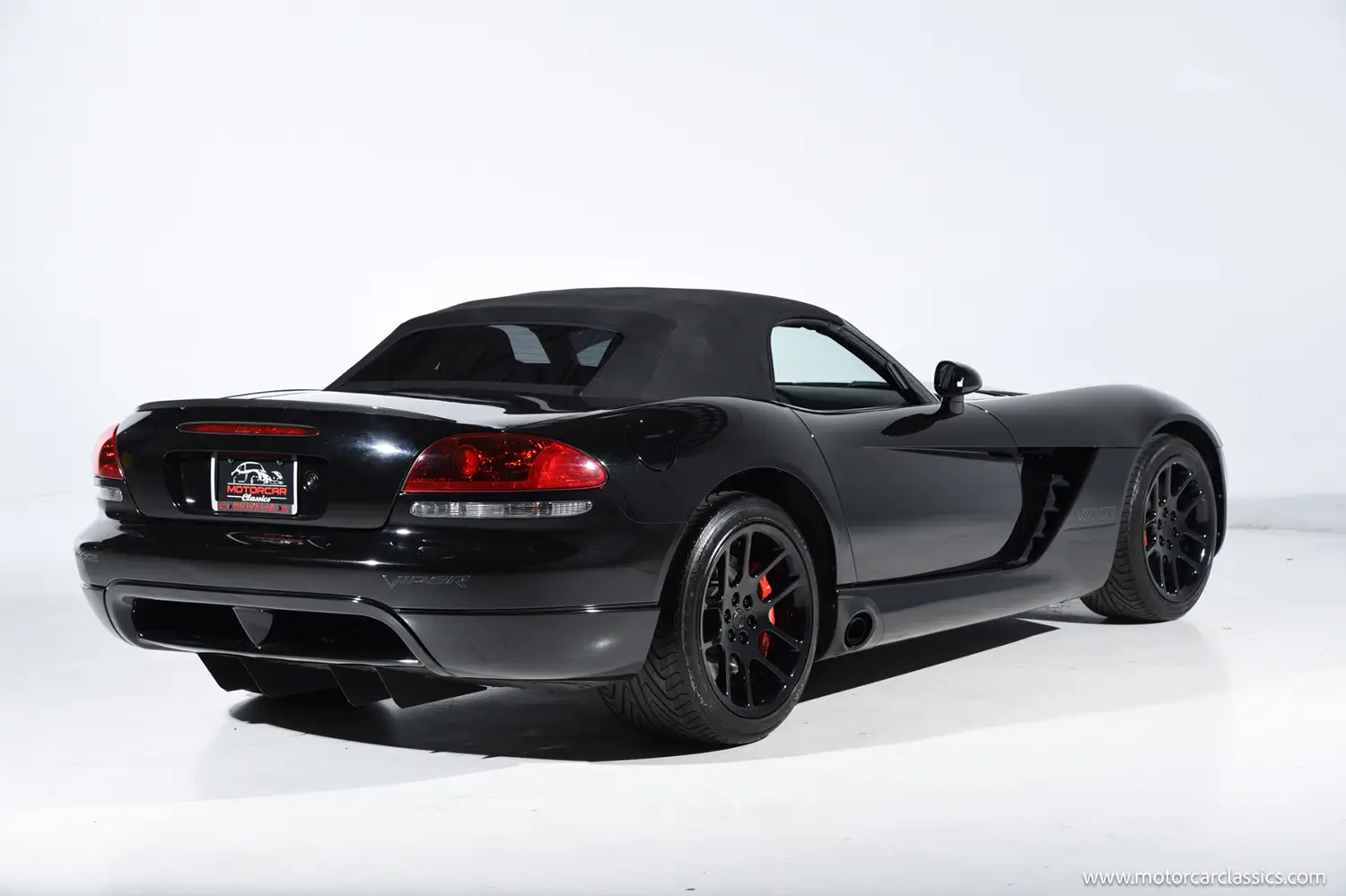2004 Dodge Viper SRT-10 - Photo 3