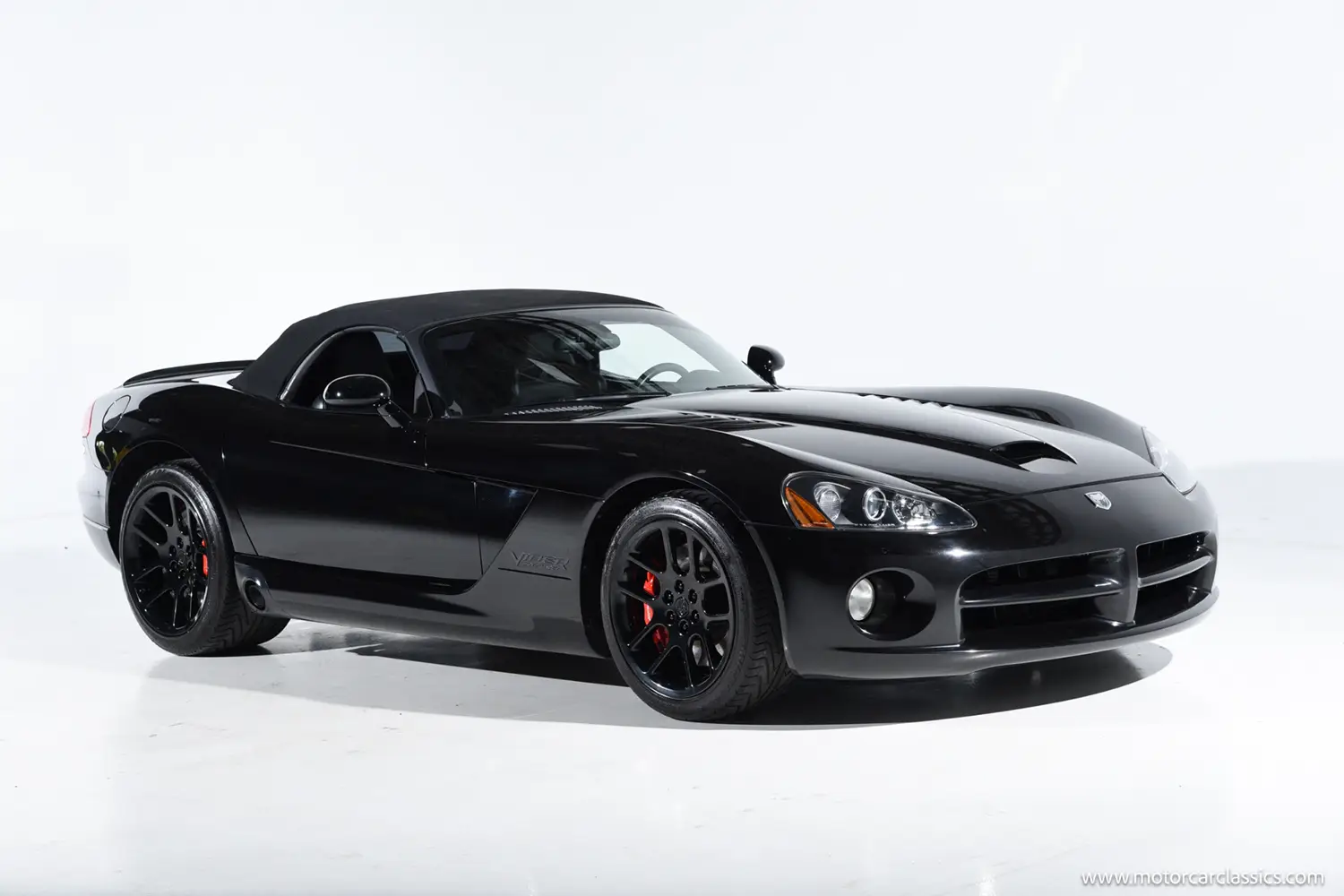 2004 Dodge Viper SRT-10 - Photo 10