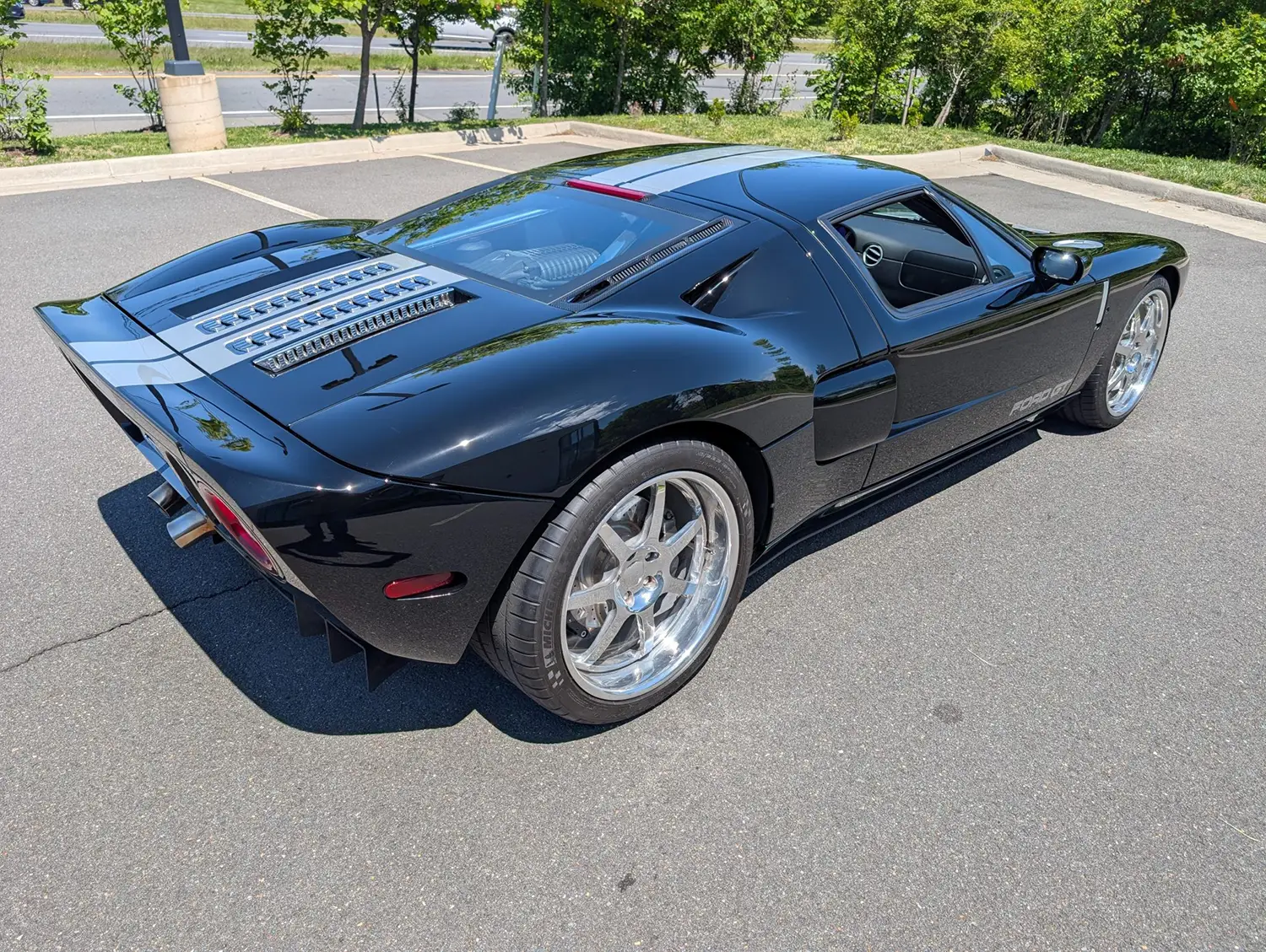2006 Ford GT - Photo 9