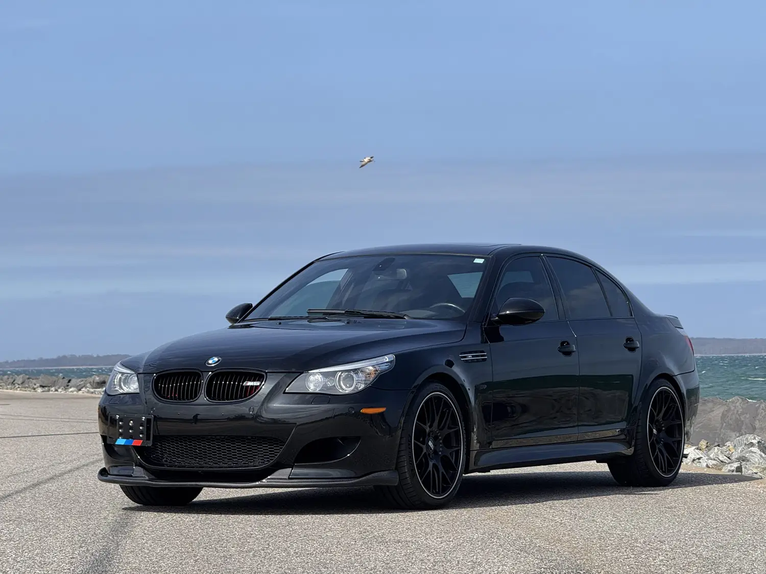 2010 BMW M5 - Photo 1
