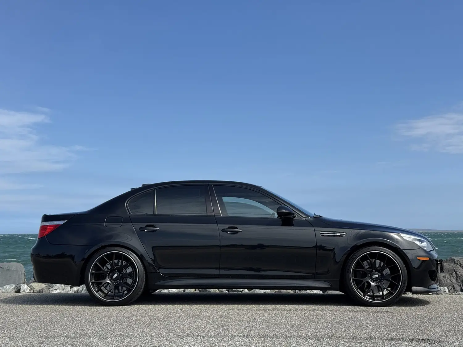 2010 BMW M5 - Photo 7